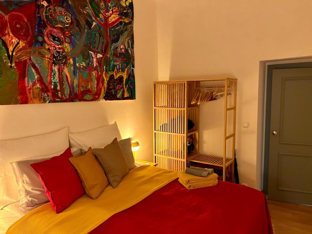 Green Balcony & King Size Bed Praga Esterno foto